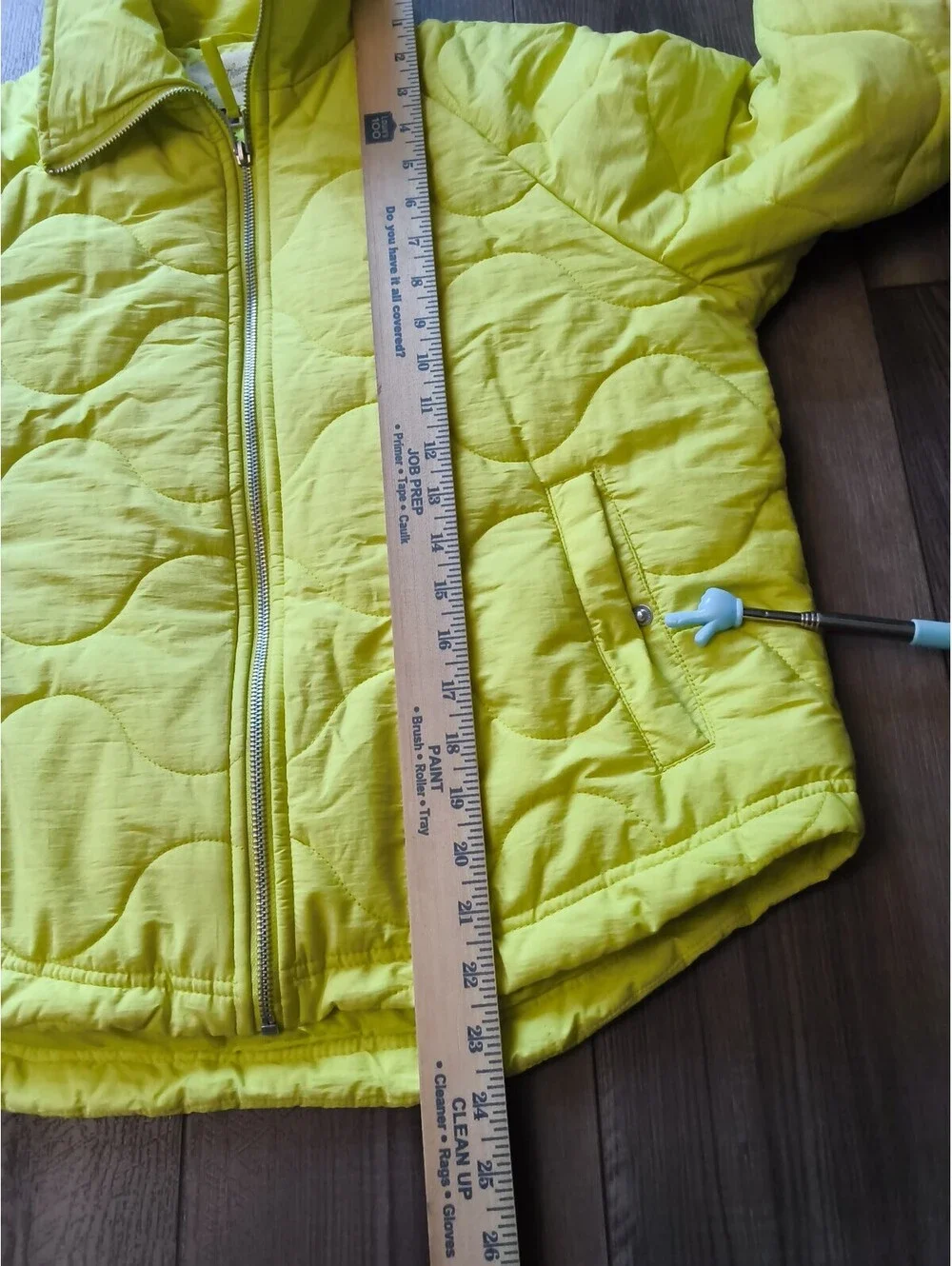 Universal Thread Women's Neon Yellow Quilted Puffer Jacket Cotton Size M